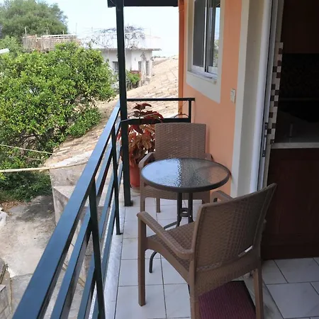 Trivizas House 호텔