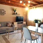 Hotel Trivizas House