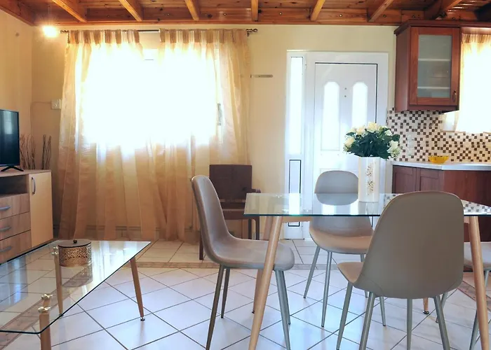 Trivizas House Hotel
